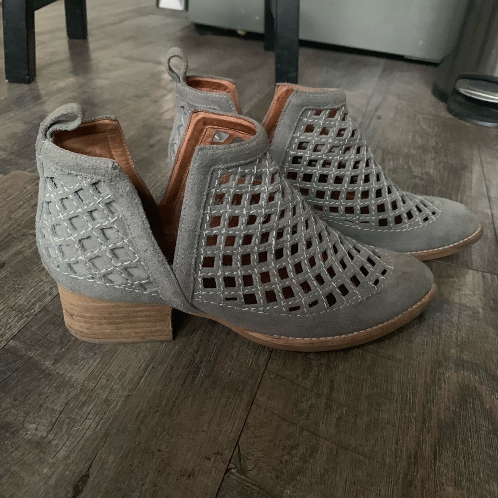 Jeffrey Campbell Taggart Booties
